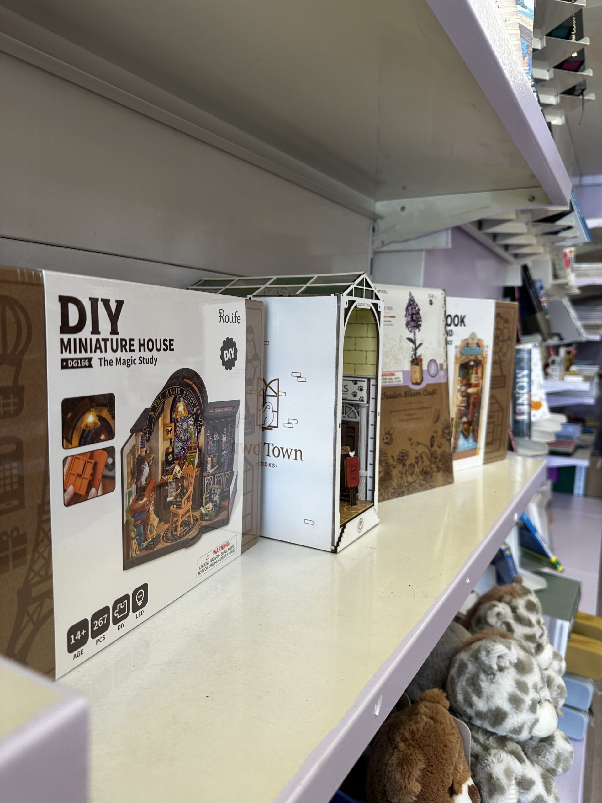 libreria-bonafau-barañain-interior-diy